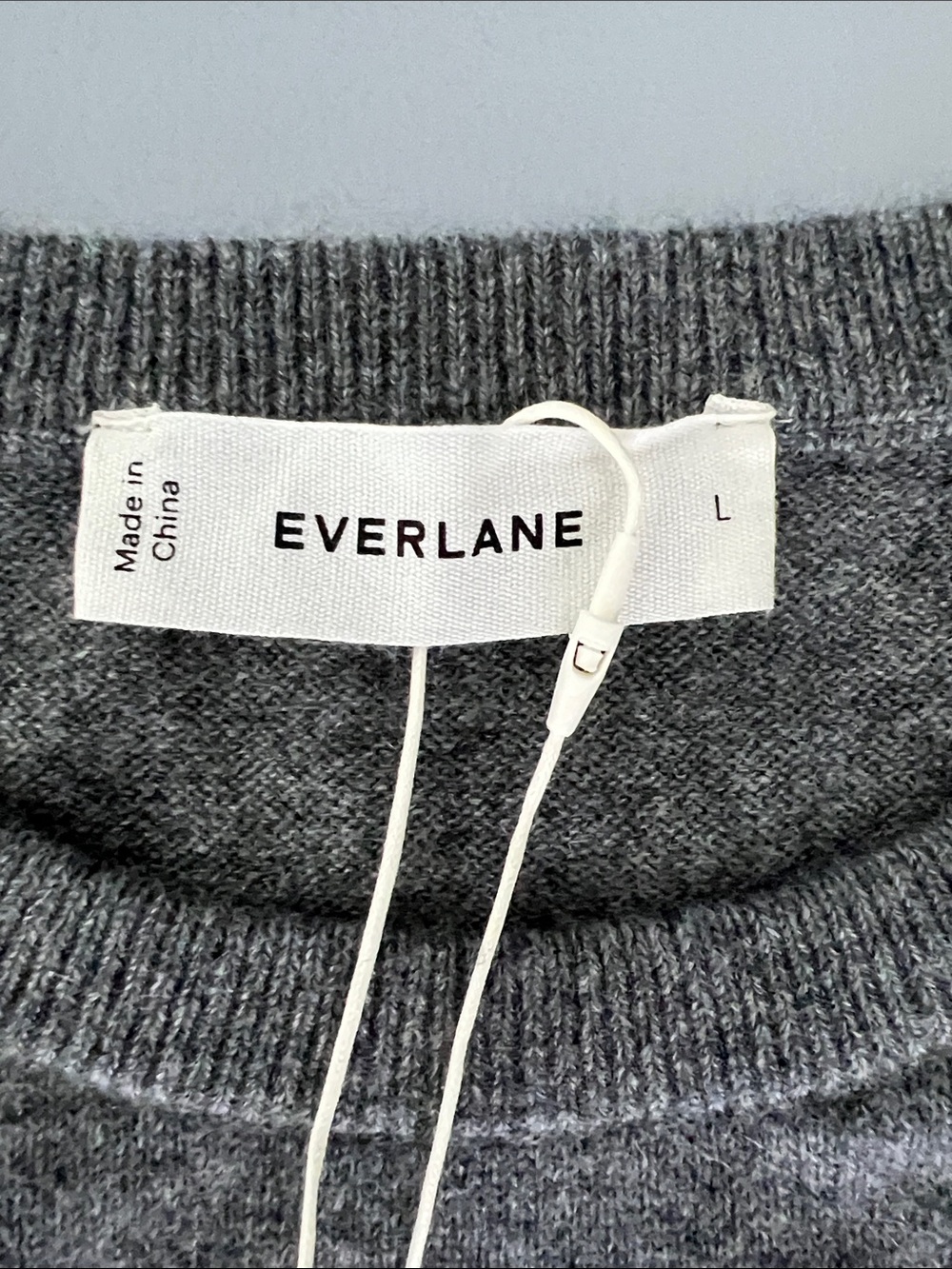 New Everlane CASHMERE SLIM CREW SWEATER Heather Charcoal Size L - Picture 6 of 12